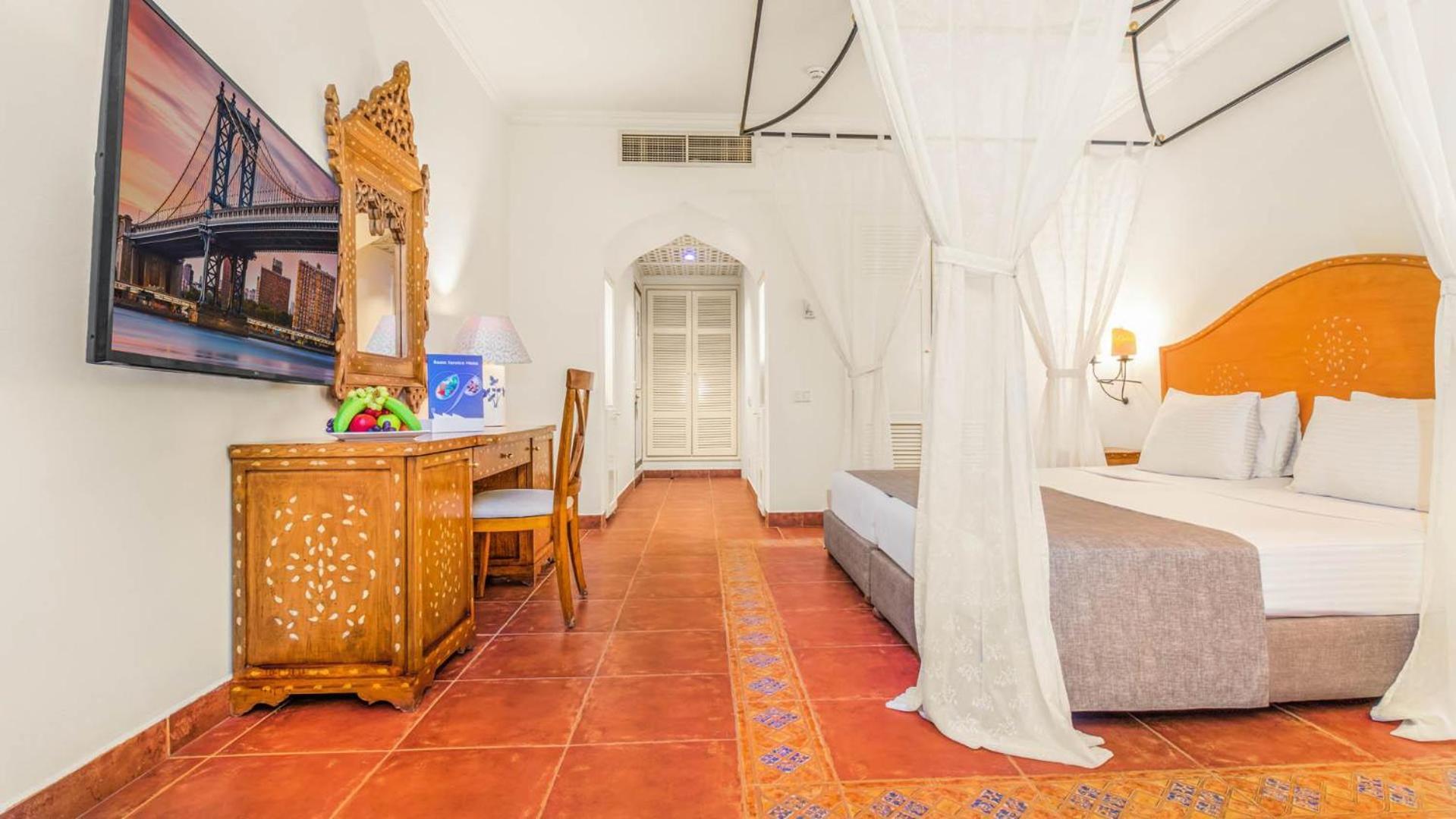 Prestige Deluxe Queen or Twin Room Sea View